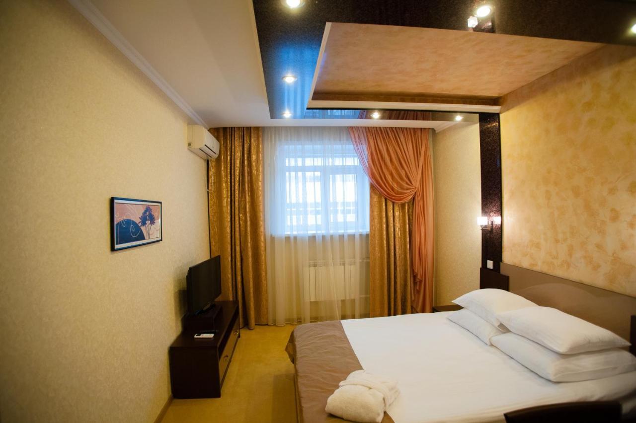 Mereke Hotel Ustʼ-Kamenogorsk Exterior foto